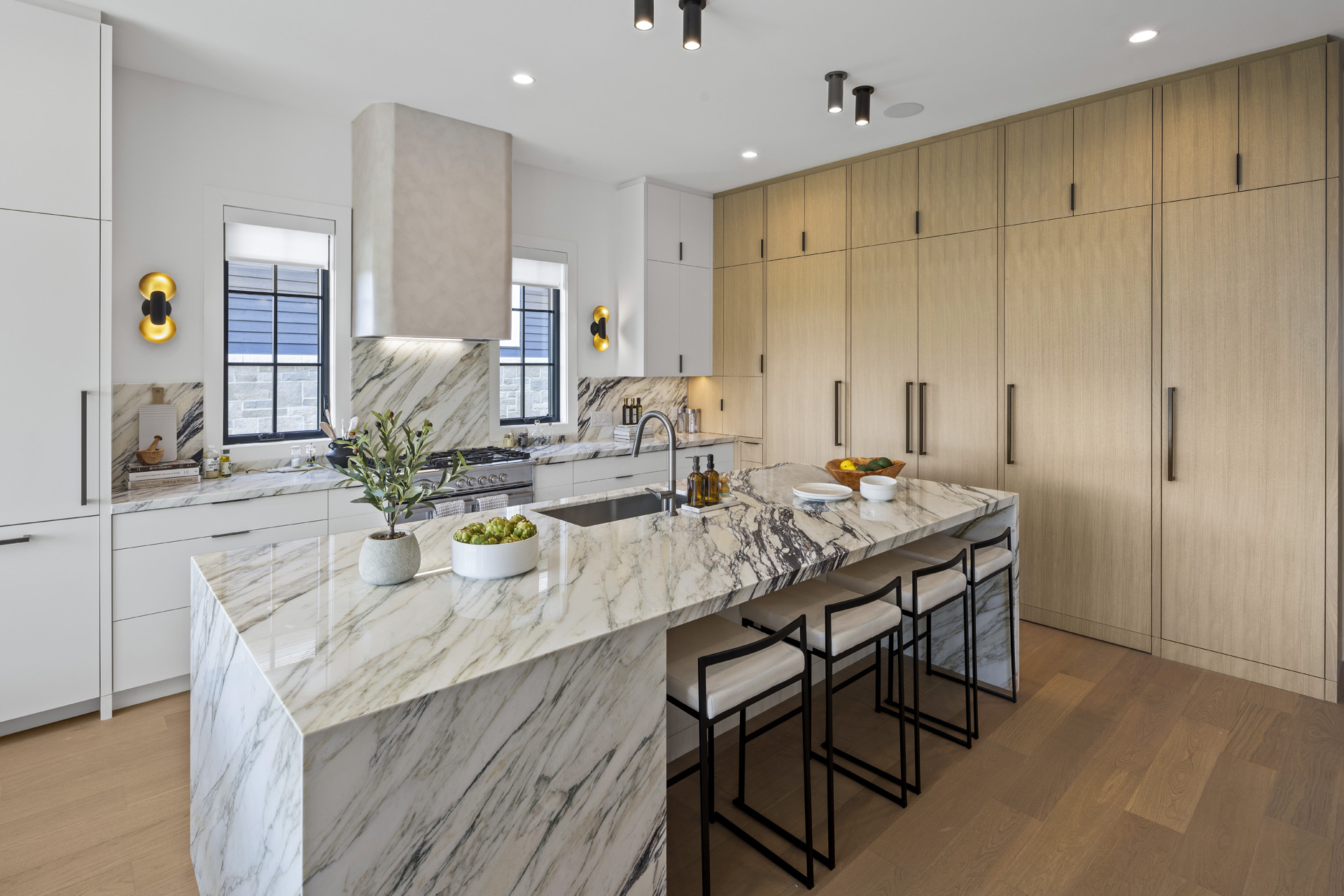 Cobble Beach Showhome kitchen